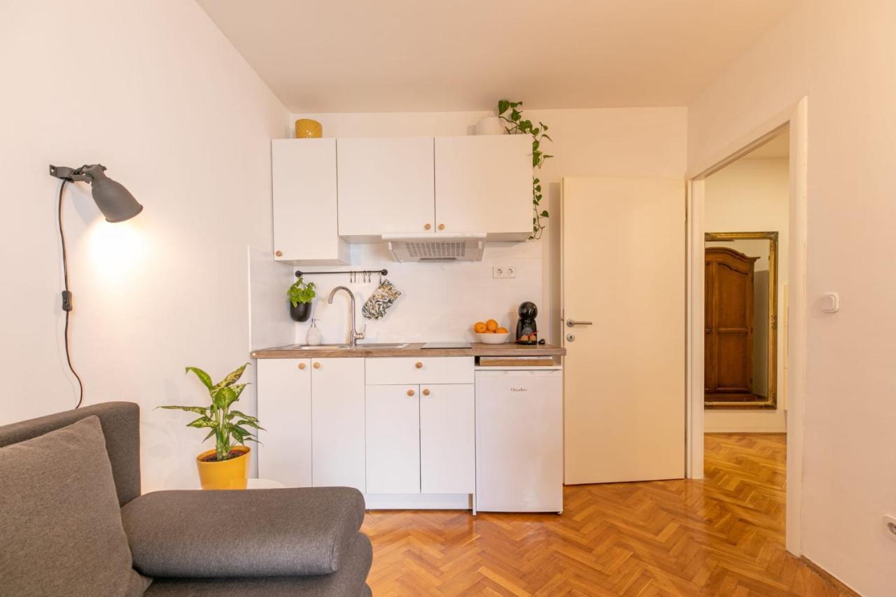 Pula City Accomodation Kültér fotó